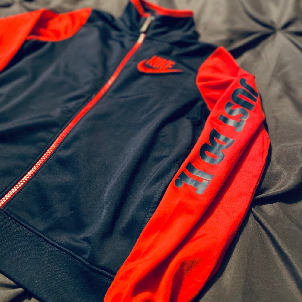 Nike boys track jacket